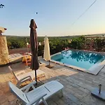 Vila Mirta Siroke