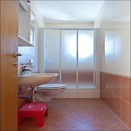 Mirta Villa *